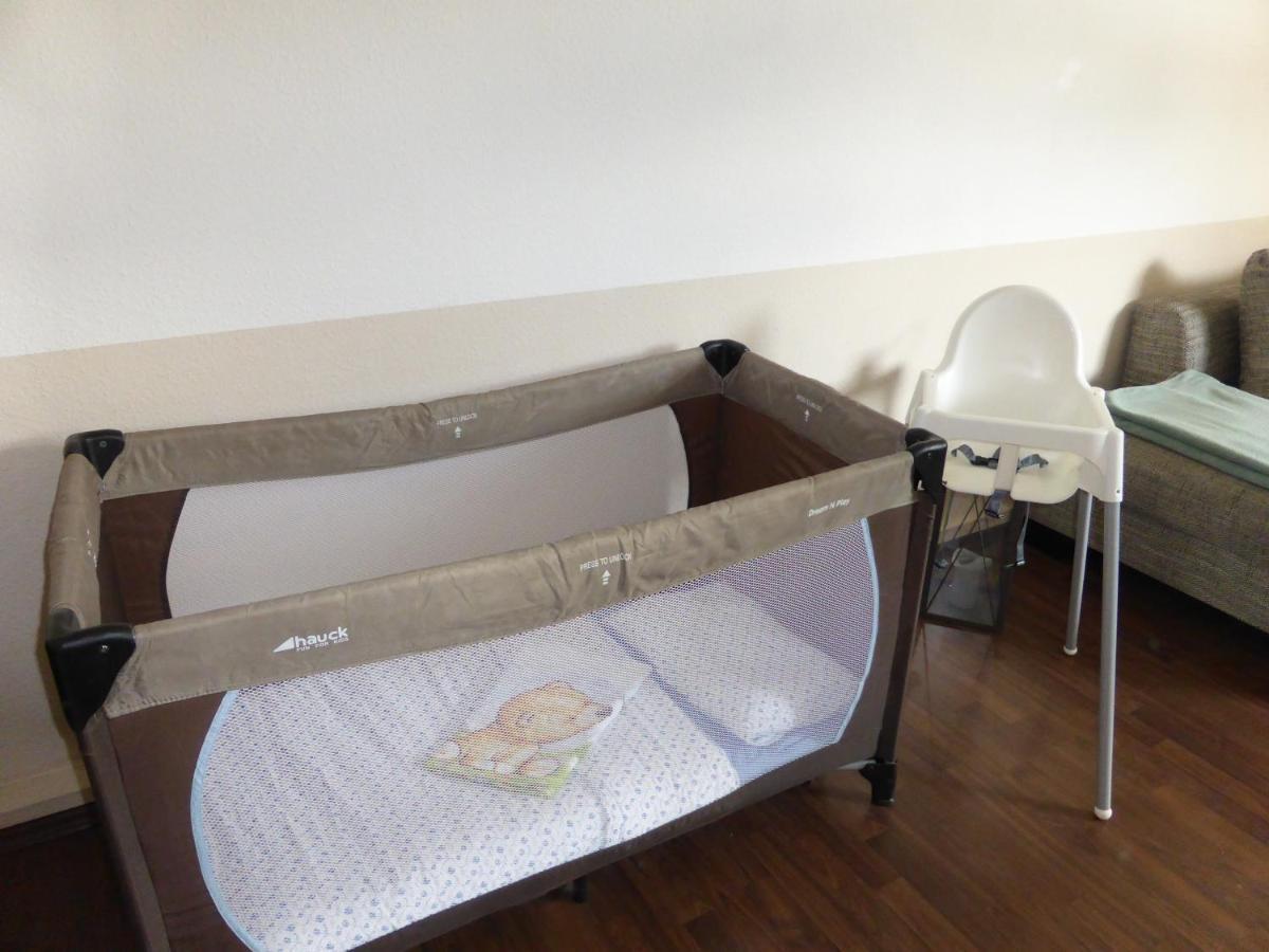Ferienwohnung Friedrich Schiller, 2 Schlafzimmer, Balkon,Kostenloses Wifi, Naehe Zentrum, Jena Ngoại thất bức ảnh