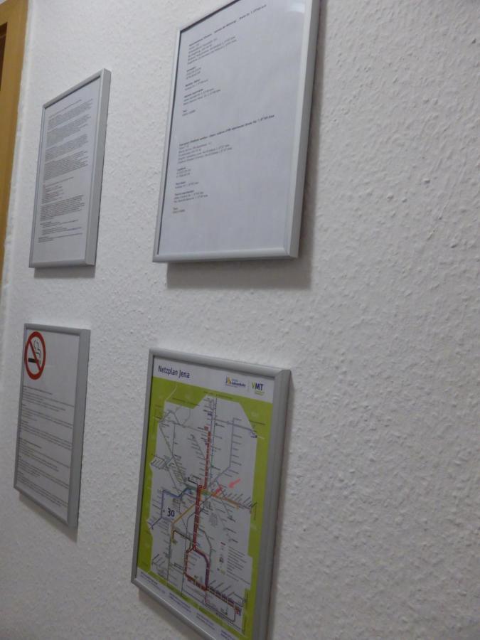 Ferienwohnung Friedrich Schiller, 2 Schlafzimmer, Balkon,Kostenloses Wifi, Naehe Zentrum, Jena Ngoại thất bức ảnh